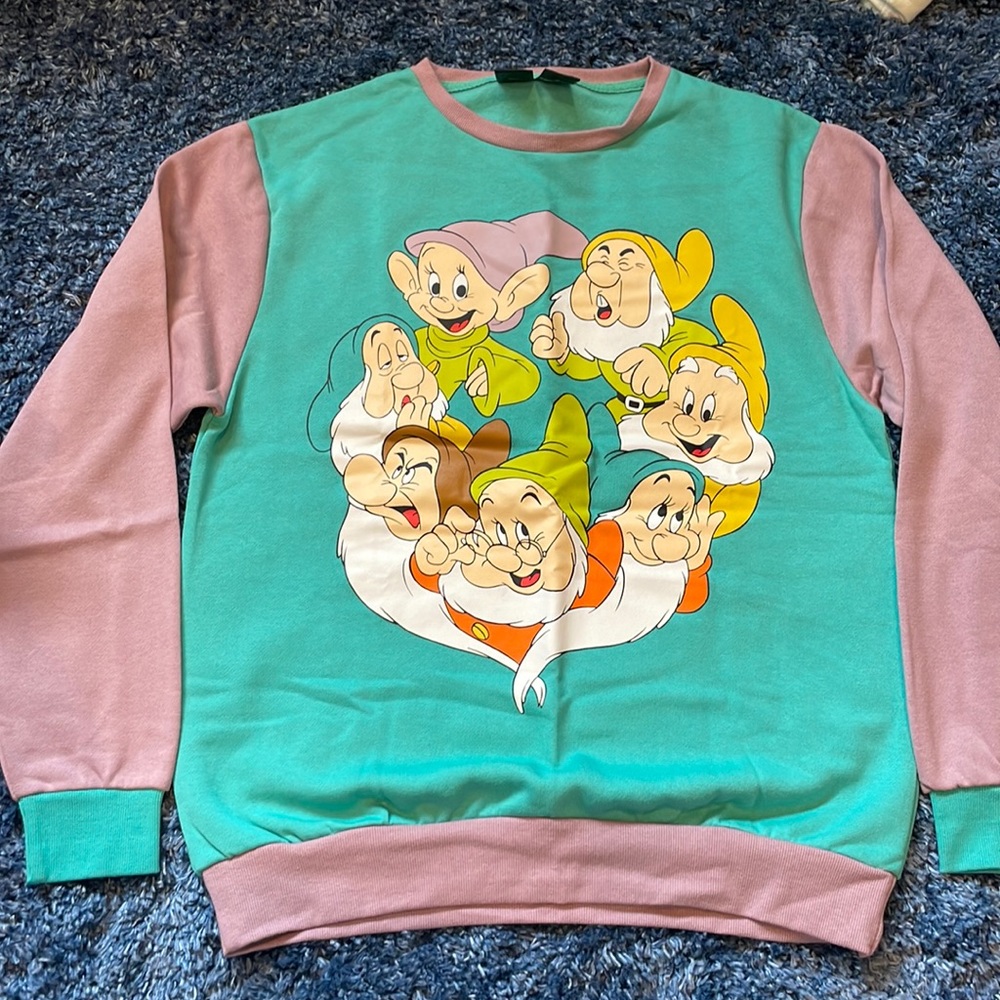 Seven dwarfs pull over. Brand new.